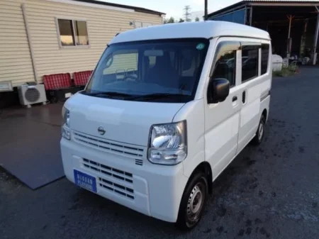 NISSAN CLIPPER VAN
