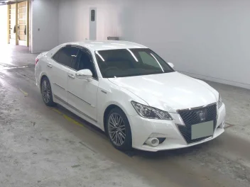 TOYOTA CROWN HYBRID