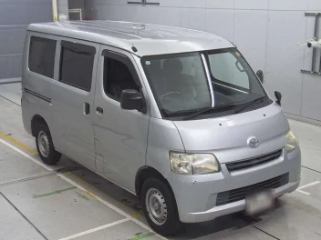 TOYOTA LITEACE VAN
