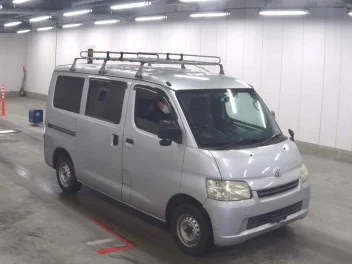 TOYOTA LITEACE VAN