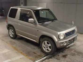 MITSUBISHI PAJERO MINI