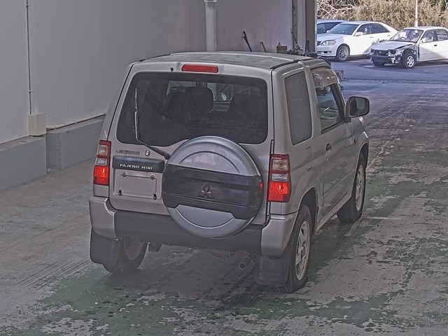 https://njmfiles.s3.us-east-005.backblazeb2.com/njm_invoice/28882/2026-01-09-6960a3f27c3a1.png