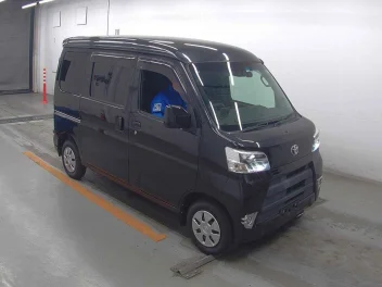 TOYOTA PIXIS VAN