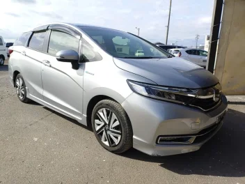 HONDA FIT SHUTTLE HYBRID