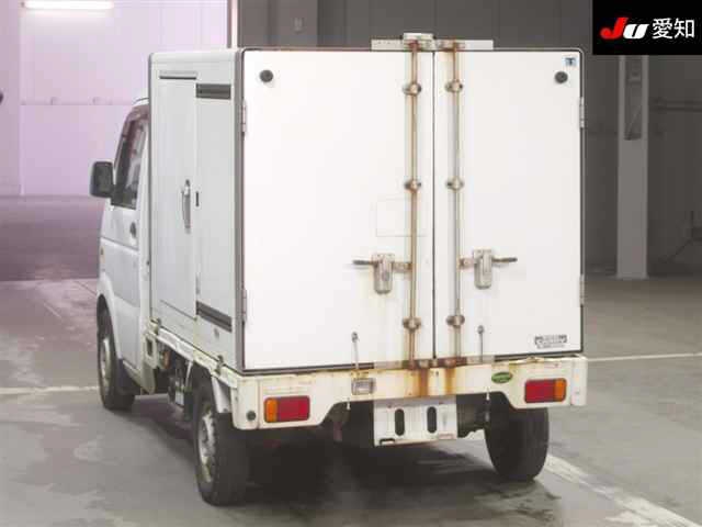 https://njmfiles.s3.us-east-005.backblazeb2.com/njm_invoice/30989/2026-02-05-69848723af5d7.jpg