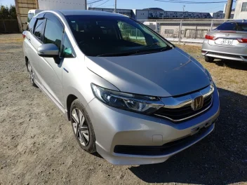 HONDA FIT SHUTTLE HYBRID