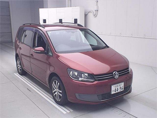 VOLKS W GOLF TOURAN