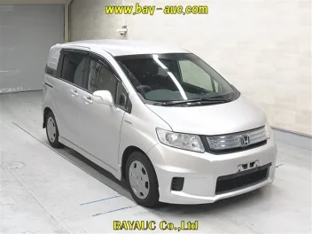 HONDA FREED SPIKE