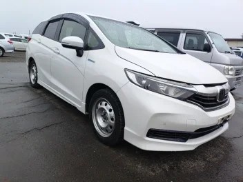 HONDA FIT SHUTTLE