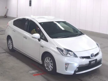 TOYOTA PRIUS PHV