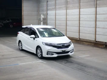 HONDA FIT SHUTTLE HYBRID