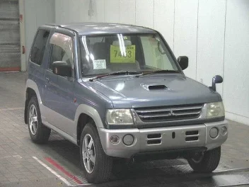 MITSUBISHI PAJERO MINI
